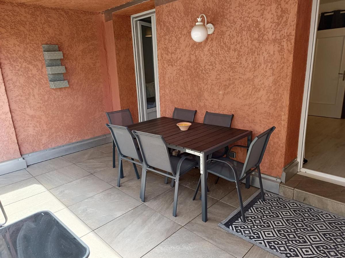 Appartement A 50 Metres De La Plage Frejus Ngoại thất bức ảnh