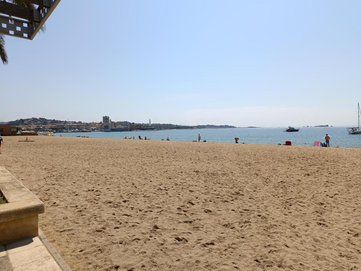 Appartement A 50 Metres De La Plage Frejus Ngoại thất bức ảnh